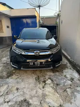 HONDA CRV Prastige Turbo 1.5  2018 Istimewa Like New!!Full OrigiNAL,