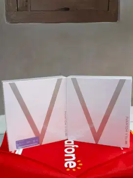 Phantom V Flip 5G 8/256 New