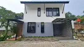 RUMAH MODERN 2 LANTAI DALAM CLUSTER ONE GATE DEKAT TOLL BRIGIF