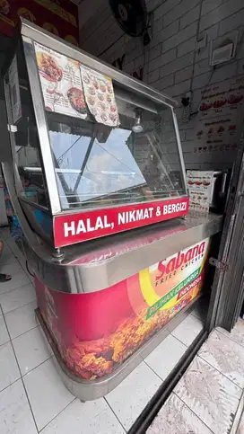 Etalase Ayam Goreng Kondisi Bagus