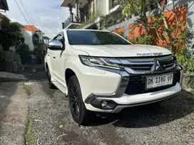 Pajero Dakar 2016 white edition