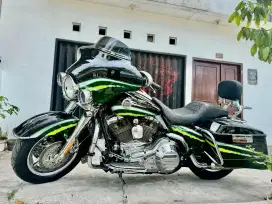 Dijual Harley Davidson Ultra CVO 2006 Screamin Eagle
