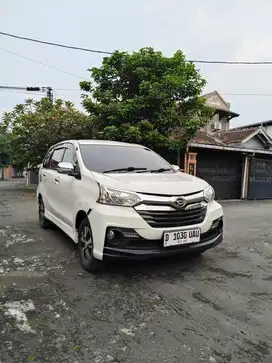 Xenia R sporty orisinil kredit DP 7jt