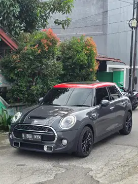 Mini 5 Door 2017 Bensin