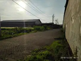 DIJUAL TANAH KEPATIHAN INDUSTRI BENOWO JALAN RAYA