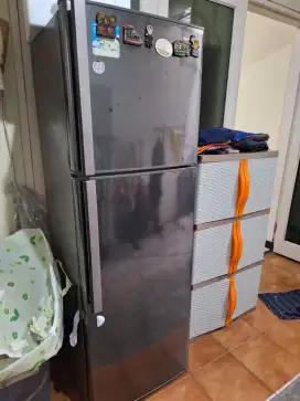 Jual kulkas 2 pintu
