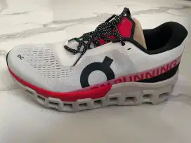 Sepatu On Cloudmaster 2 (new), tidak pernah dipakai