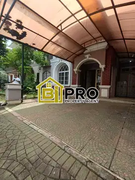 DI JUAL RUMAH DI KOTA WISATA SIAP HUNI