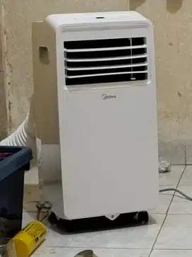 AC portable 1/2 PK Midea MPHA-05CRN7
