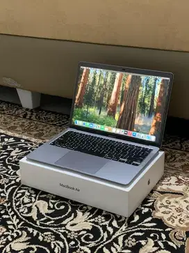 MacBook Air 2020 M1 8/256