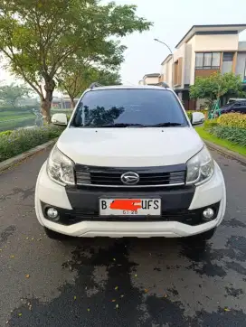 Daihatsu Terios R MT 2017 Putih