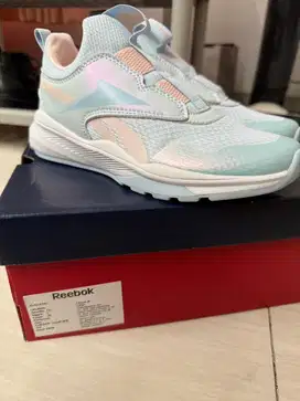 Sepatu running reebok sprinter slip on / sepatu olahraga lari