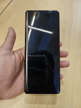 Samsung Z Fold 3 5G 12/256GB fullset mulus pemakaian