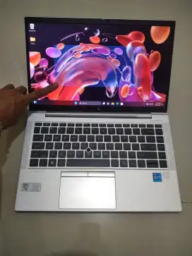 Hp Elitebook i5 gen 11 touchscreen 16/512