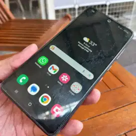 Samsung Galaxy A52 RAM 8GB Internal 256 Resmi
