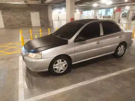 Kia Rio 2005 Bensin