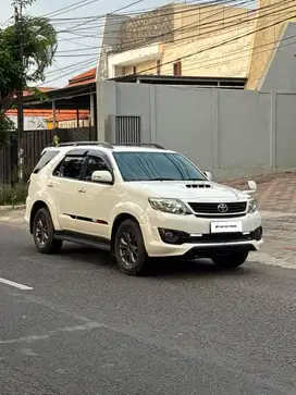 FORTUNER VNT 2016 / 2015 Manual Putih Kredit Bagus Murah Bekas Garansi