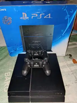 PS4 fat fw 11.00 seri 10 HDD 500gb bisa di isi game