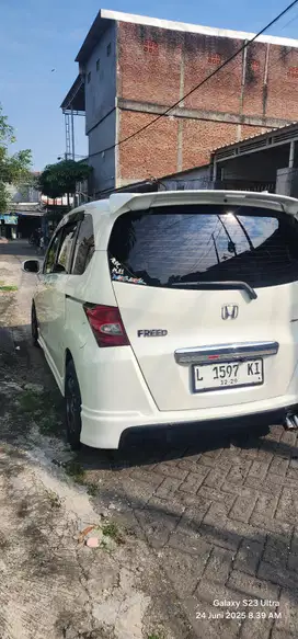 Honda Freed 2009 Bensin