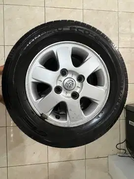 Velg + Ban Copotan Avanza R14