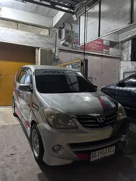 JUAL AVANZA S 1.5 VVTI 2008