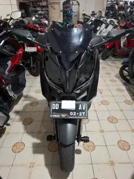 Yamaha xmax abs 250cc 2022 hitam