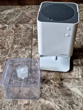 jual anti lembab DEHUMIDIFIER 1.2L 33W