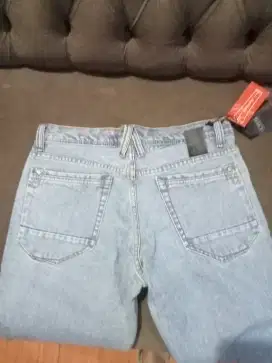 DIJUAL CELANA JEANS