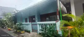 Disewakan/ dikontrakan rumah jl gubeng kertajaya 4b barat no 6