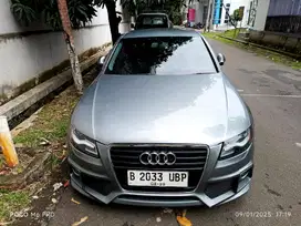 Audi A4 2009 Bensin