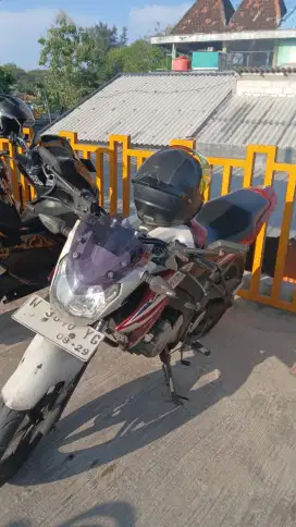 Dijual Vixion 2014
