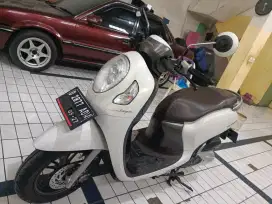 Honda Scoopy Prestige Keyless 2022 Low KM ISTIMEWA (KODYA, Pajak Isi)