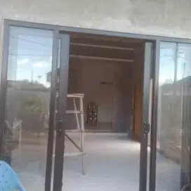 Tukang serba bisa rapi