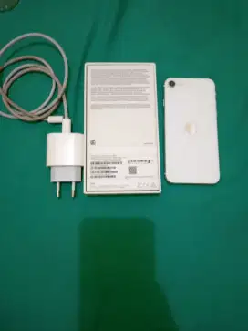 Di jual hp second iphone se 2020 128 gb