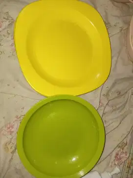 Tupperware Blossom Plate (piring melanin)