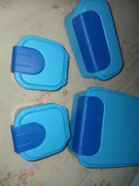 Tupperware Klik Klak Set Blue (tempat makan)