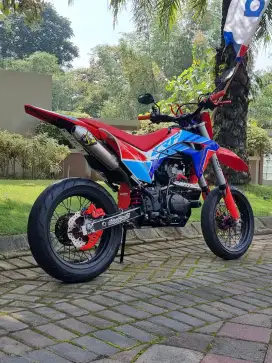 Honda CRF 150L thn 2018 Full Modif Part Ori Tersimpan Rapi Koko Motor