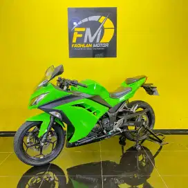 Kawasaki Ninja 250 tahun 2015 pajak on plat Bekasi