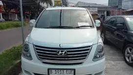 Bu di jual hyundai h1 bensin xg matic 2012