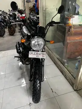 Kawasaki w 175 thn 2019 cash. /Kredit Bali dharma.motor