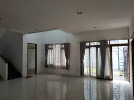 Dijual/Disewakan Rumah di Batununggal Indah Bandung