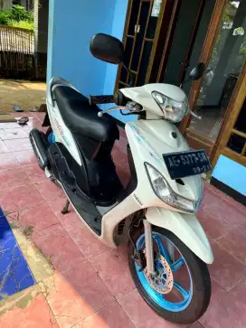 Yamaha mio 2008 asli putih