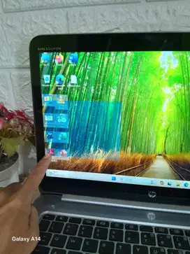 Laptop HP FOLIO 1040 G3 Touchcreen core i7 ram 8gb 256Gb 14inc Slim
