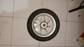 Velg scoopy dan ban nya