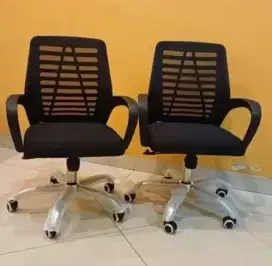 KURSI STAFF IMPORTA OKELO W3 BLACK
