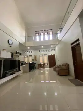 DIsewakan Rumah Full Furnished Arcamanik Bandung