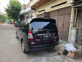 Toyota Kijang Grand Innova Inova G Manual MT Tahun 2012 Hitam , 2011
