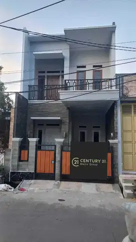 Dijual Rumah Letak Strategis di Pondok Ungu Permai, Bekasi