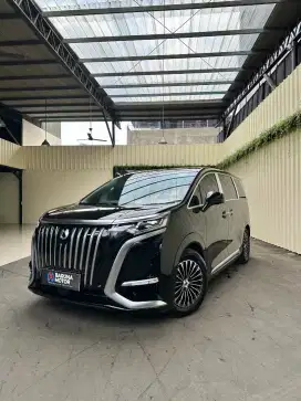 BYD DENZA D9 EV 2025 Hitam (tanpa indent)