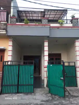 Dijual rumah 2 lantai harga ekonomis